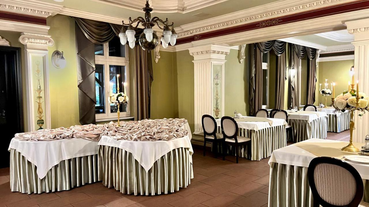 Hotel "Dworek Lesniczowka" โวดิสลาฟ ชลอสกี ภายนอก รูปภาพ
